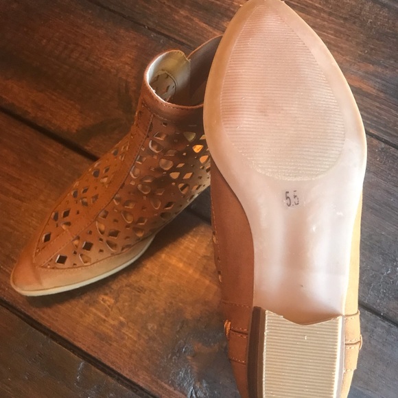 Plume BY FARYLROBIN Women’s Shoes - Picture 3 of 8